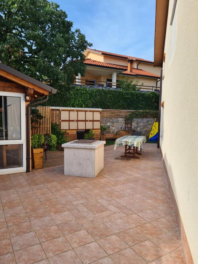 Hisa Idej Appartement Sežana Buitenkant foto