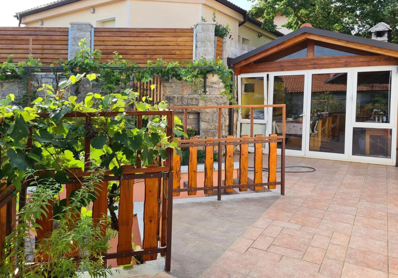 Hisa Idej Appartement Sežana Buitenkant foto