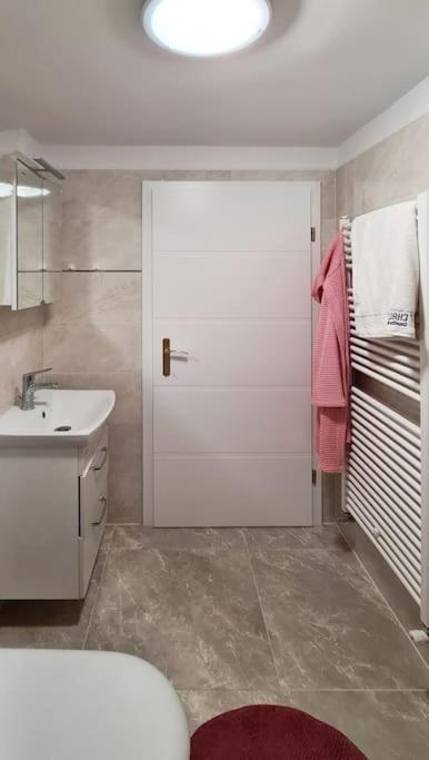 Hisa Idej Appartement Sežana Buitenkant foto